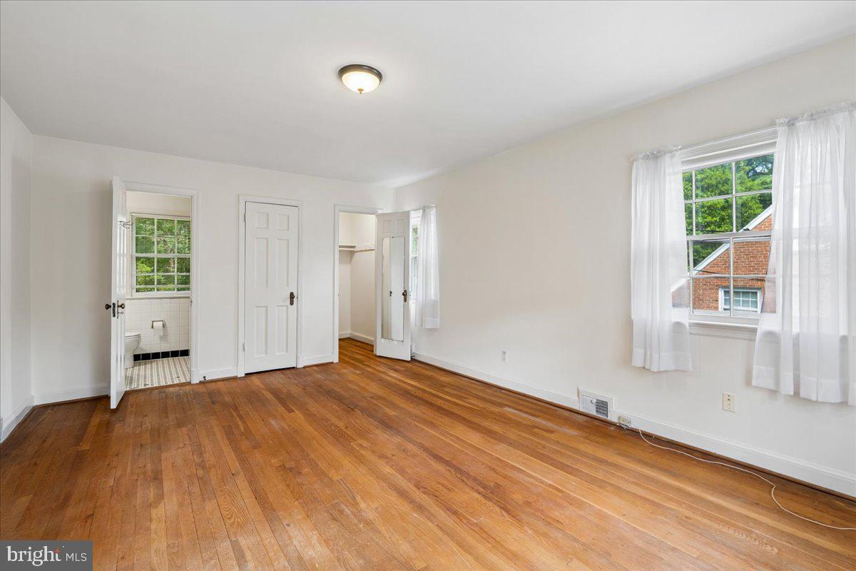 9422 Locust Hill Road Bethesda, MD 20814 - Photo 22 of 44 Gallery Image 22