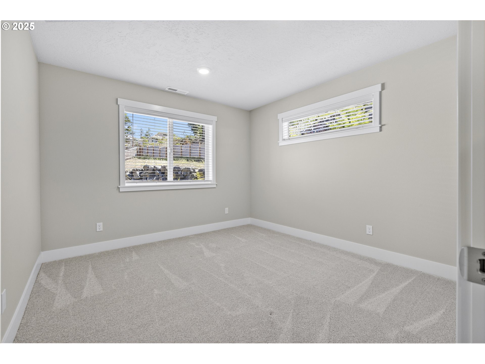 3763 Rockcress Road Eugene, OR 97403 - Photo 29 of 42 Gallery Image 29