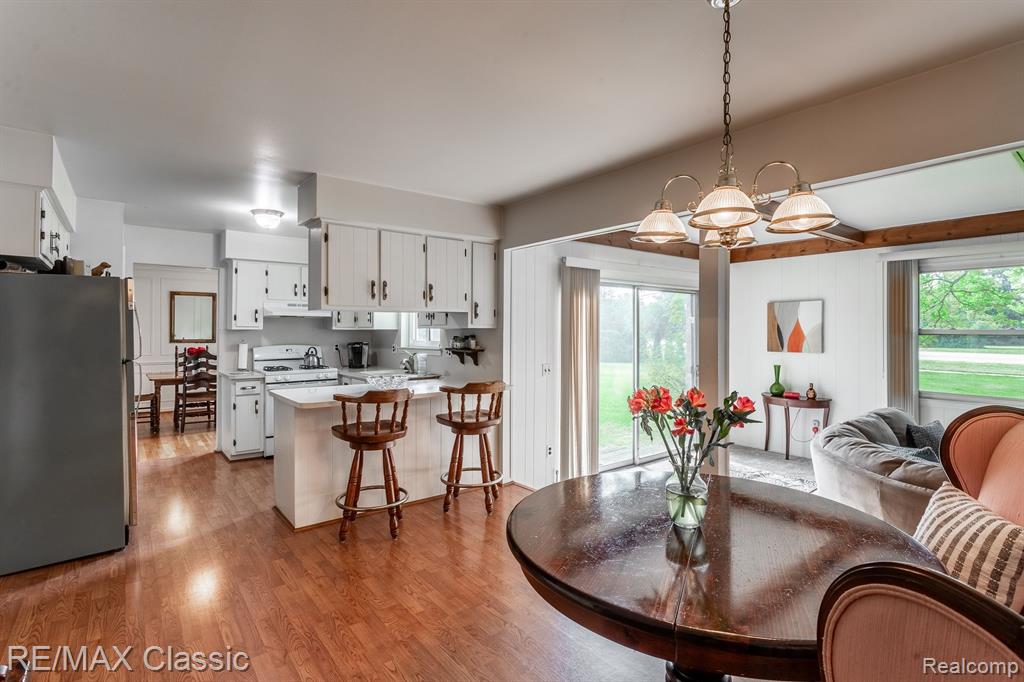 25886 Branchaster Road Farmington Hills, MI 48336 - Photo 14 of 35