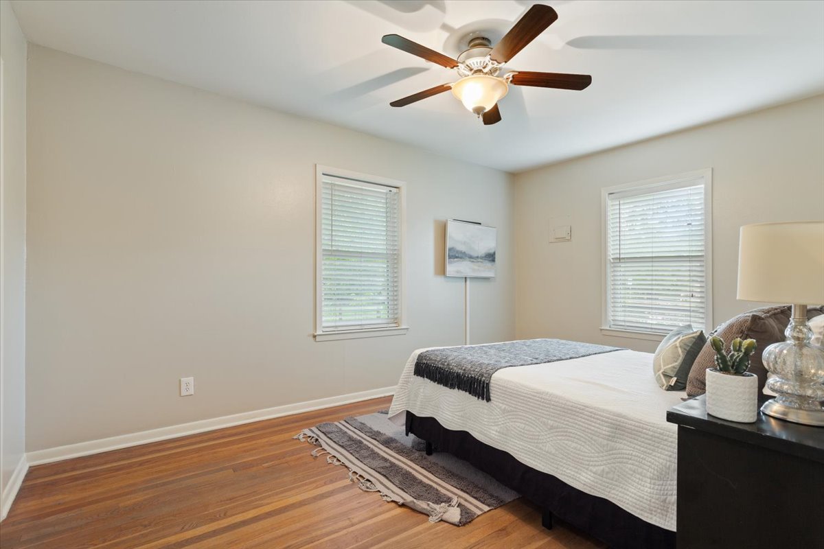 804 Ash Street Georgetown, TX 78626 - Photo 20 of 38