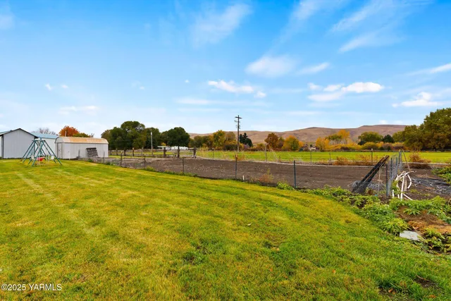 $485,000 | 3000 South 62nd Avenue, Yakima, WA 98903