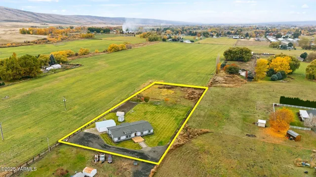 $485,000 | 3000 South 62nd Avenue, Yakima, WA 98903