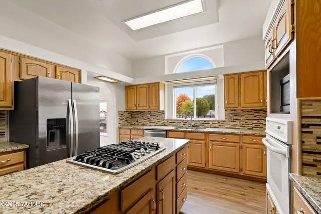 $485,000 | 3000 South 62nd Avenue, Yakima, WA 98903