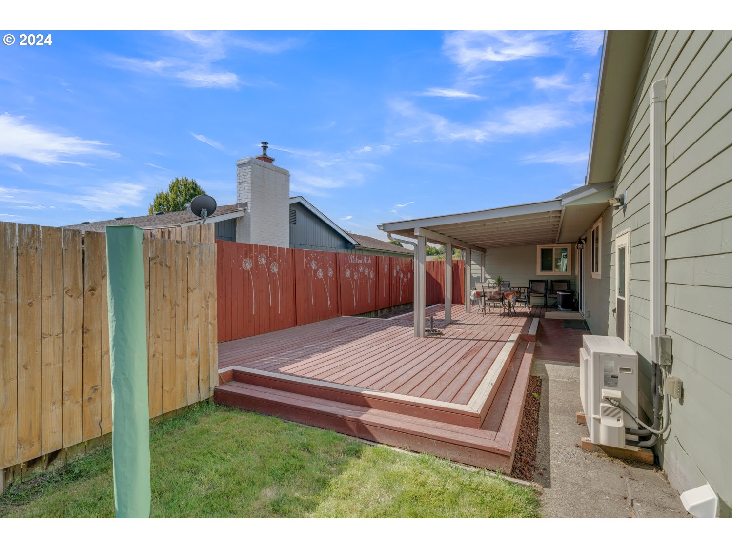 3217 Maple Street Longview, WA 98632 - Photo 28 of 32 a view of a backyard with wooden floor