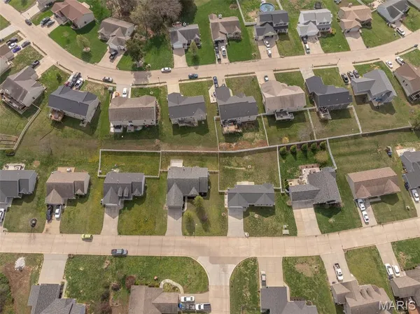 $330,000 | 299 Rockport Drive, Troy, MO 63379