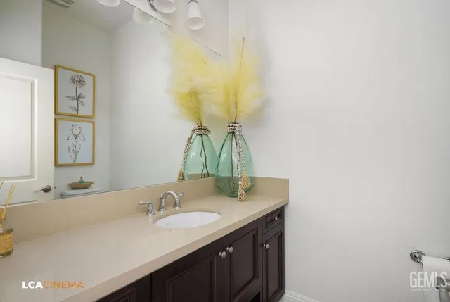 $899,000 | Undisclosed Address, Bakersfield, CA 93311