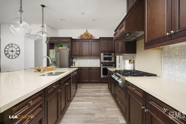 $899,000 | Undisclosed Address, Bakersfield, CA 93311