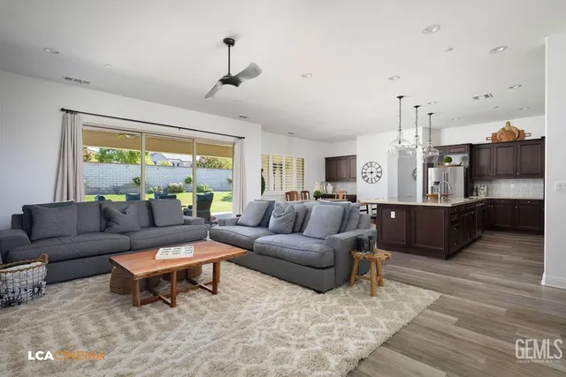 $899,000 | Undisclosed Address, Bakersfield, CA 93311