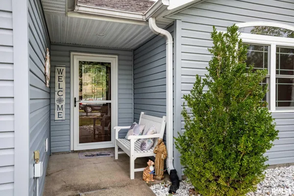 $249,900 | 402 Noah Lane, Carterville, IL 62918