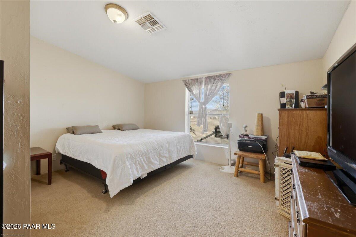 1180 Rolling Hills Road Paulden, AZ 86334 - Photo 14 of 33 12-Bedroom