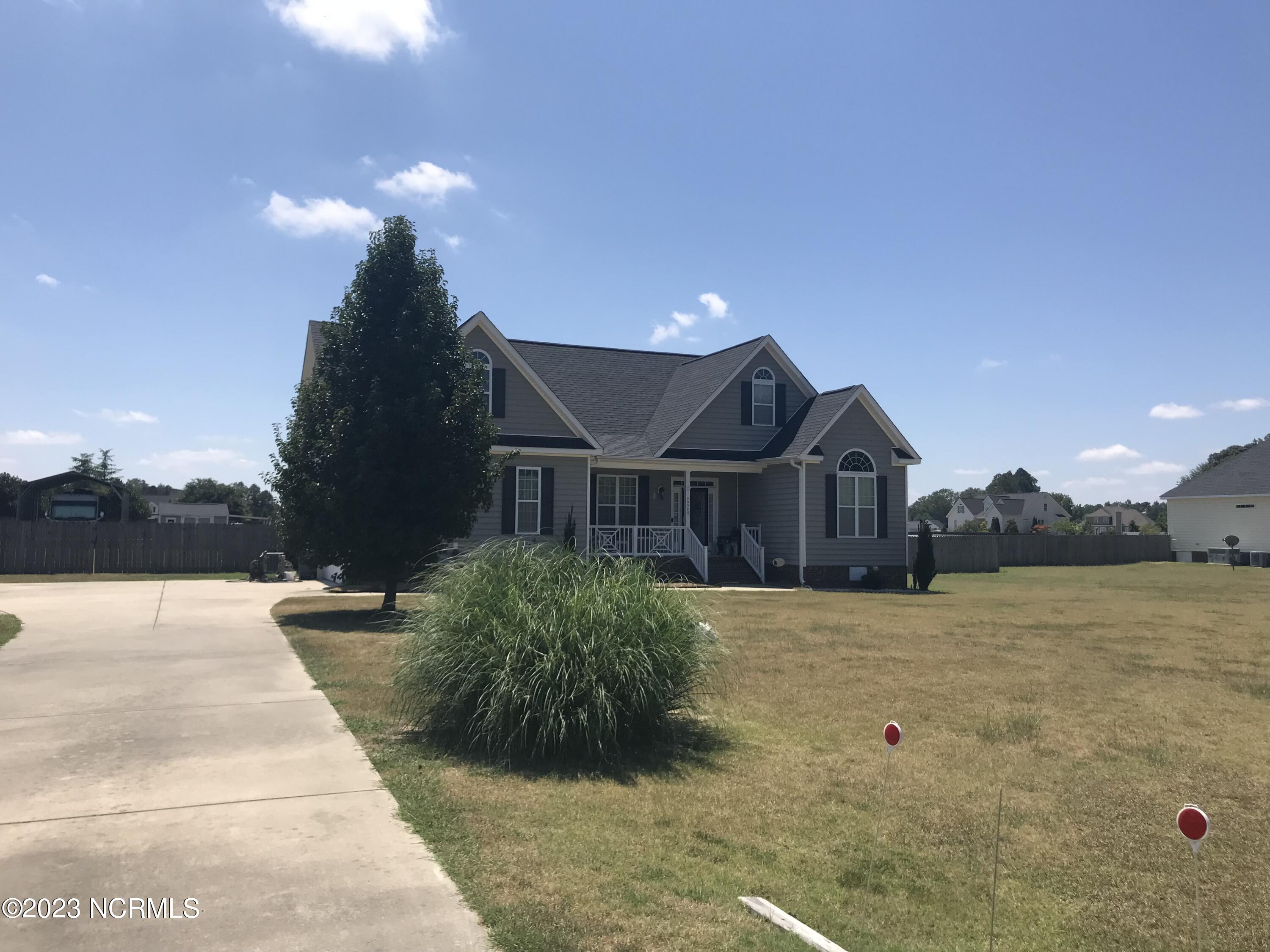 5959 Countryside Road Wilson, NC 27896 - Photo 6 of 17 Driveway