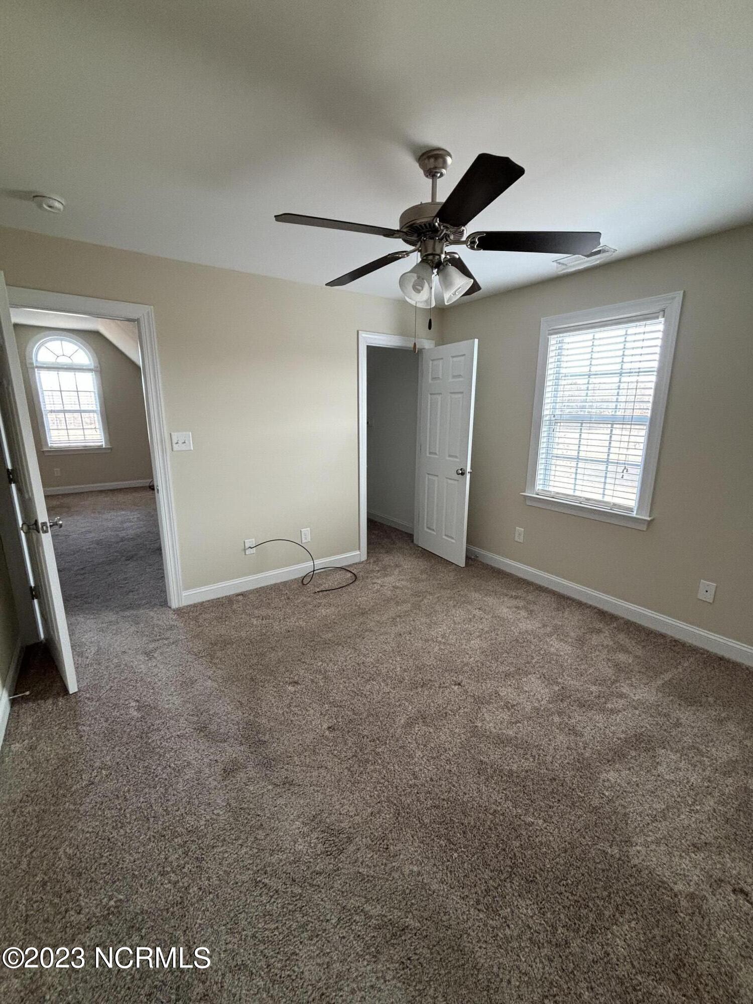 5959 Countryside Road Wilson, NC 27896 - Photo 8 of 17 Livingroom