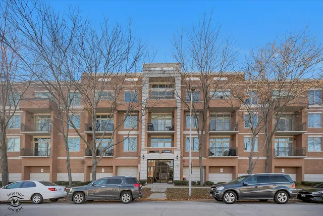 $2,500 | 4330 North Neva Avenue, Unit 202, Norridge, IL 60706