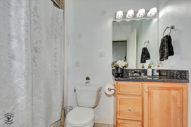 $2,600 | 4330 North Neva Avenue, Unit 202, Norridge, IL 60706