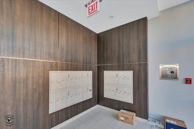 $2,600 | 4330 North Neva Avenue, Unit 202, Norridge, IL 60706