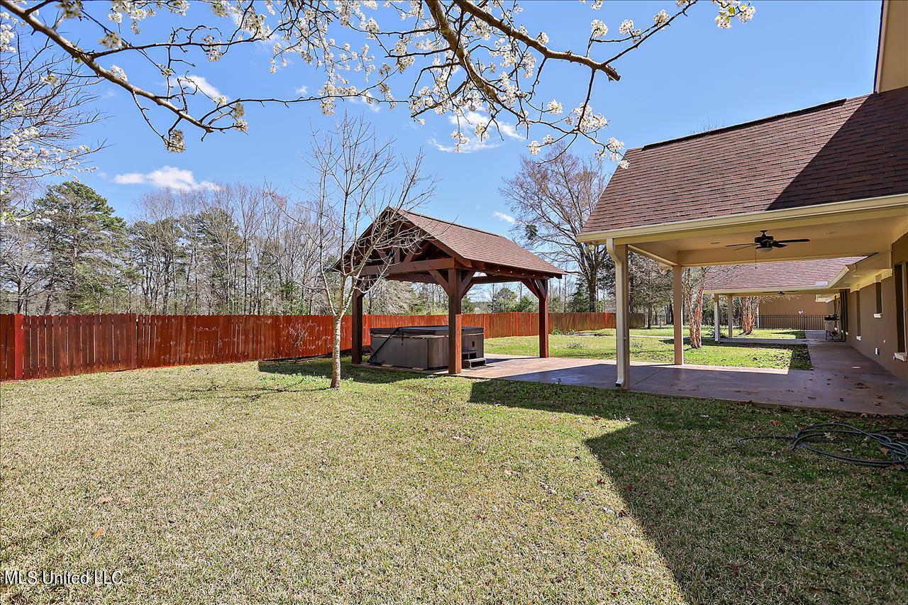 195 Oak Ridge Drive Raymond, MS 39154 - Photo 54 of 57 195 Oak Ridge Dr (55)