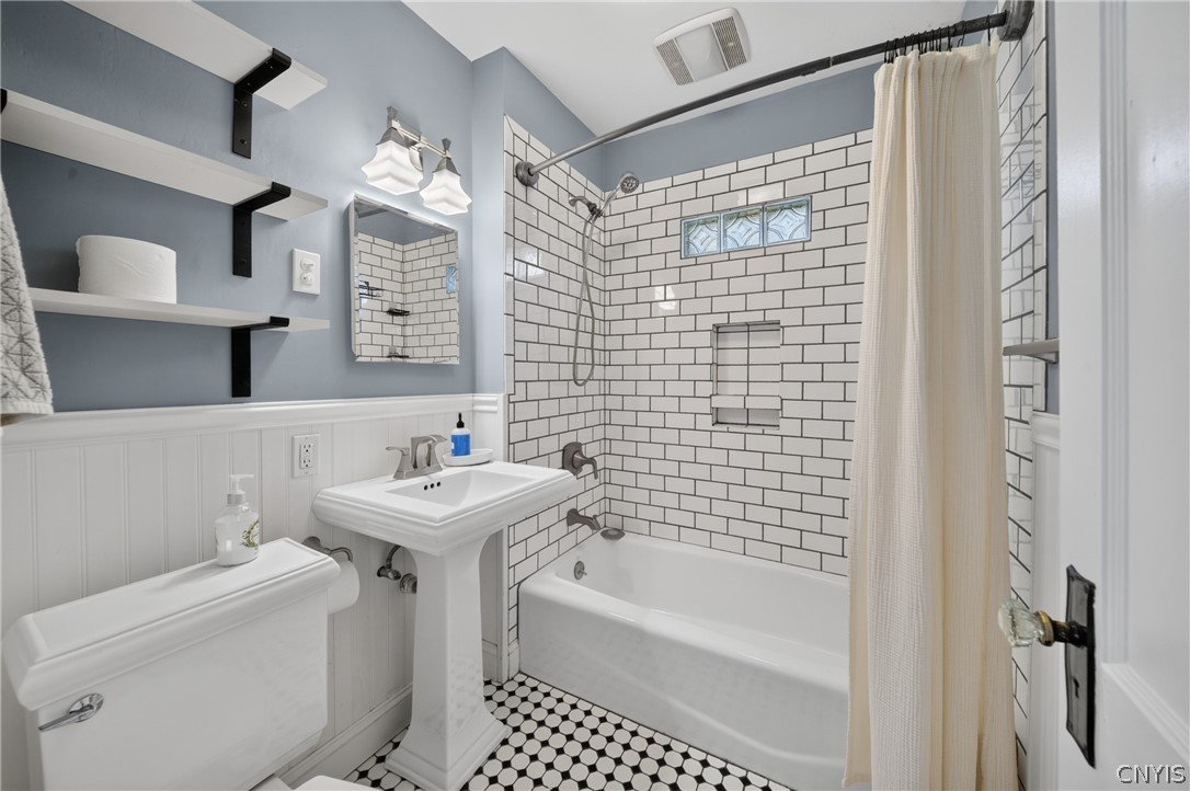 220 Windemere Road Geddes, NY 13219 - Photo 19 of 40