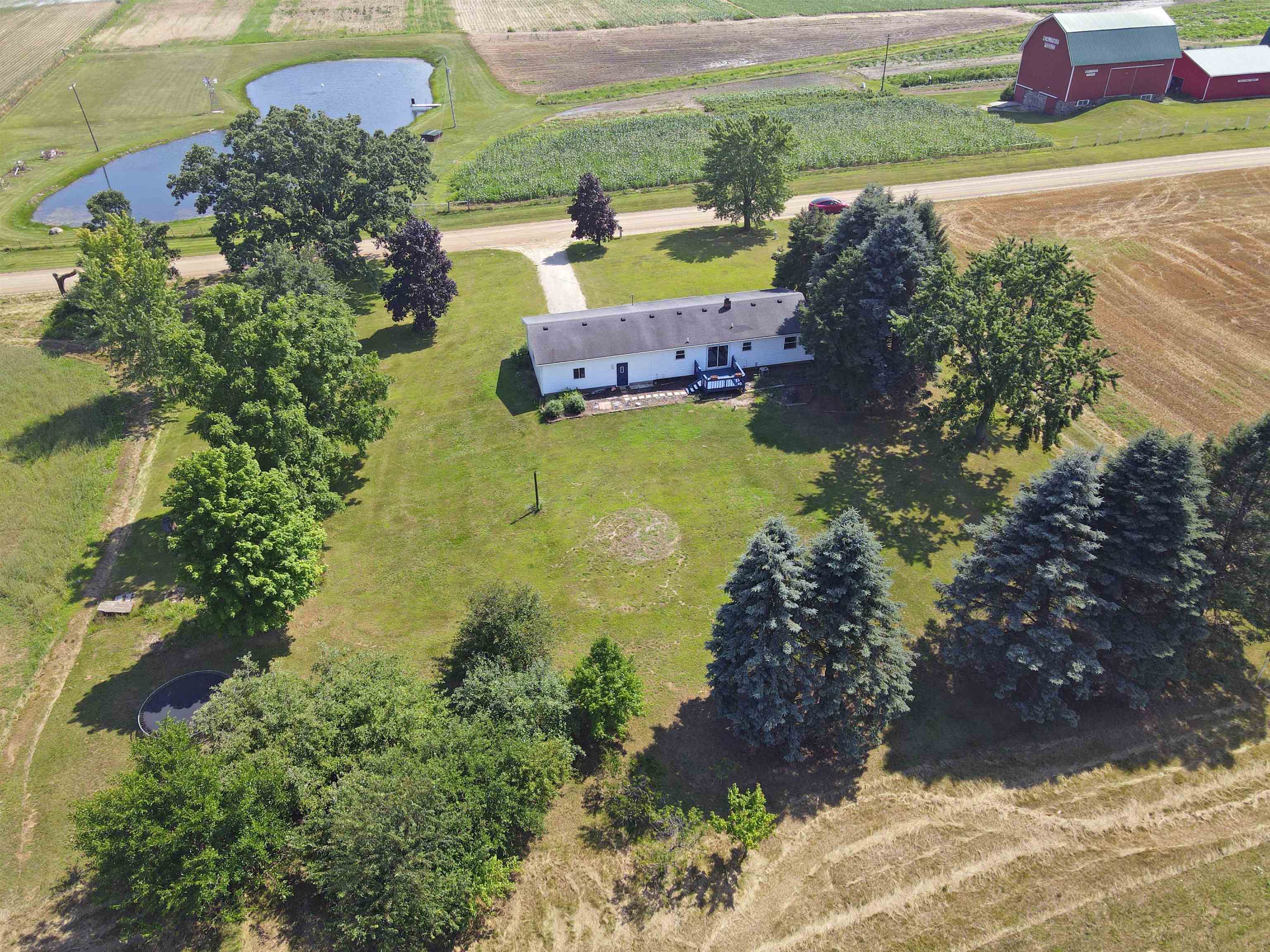 11975 Allan Road New Lothrop, MI 48460 - Photo 5 of 30 50148481-47134779-2687-4f46-951d-38f2f303fa72.JPG
