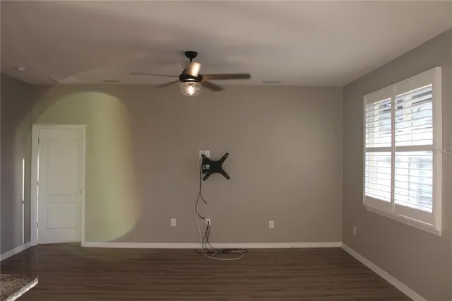 $2,900 | 6005 113th Terrace East, Parrish, FL 34219