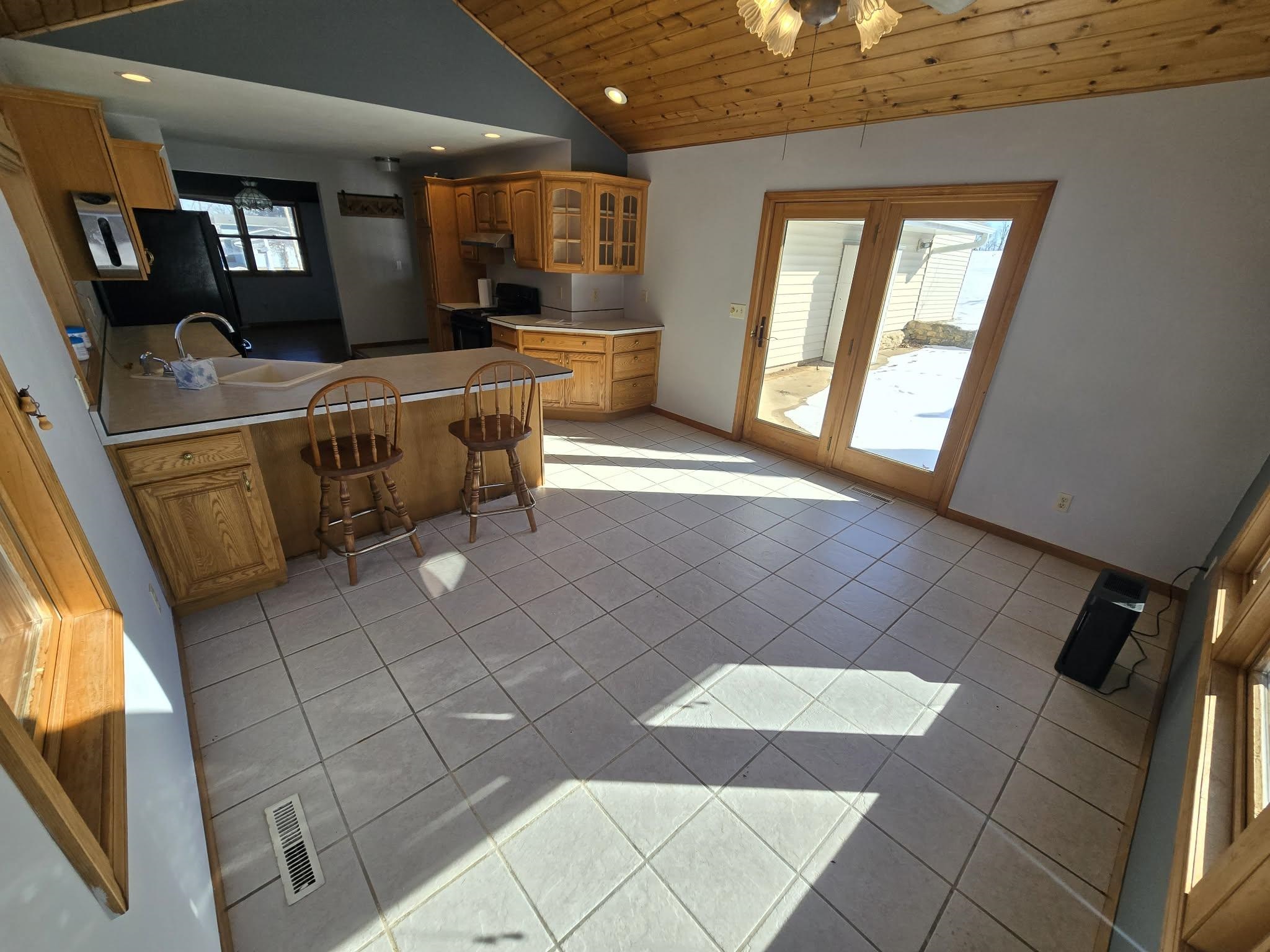 10305 Village Gratiot, WI 53541 - Photo 17 of 46