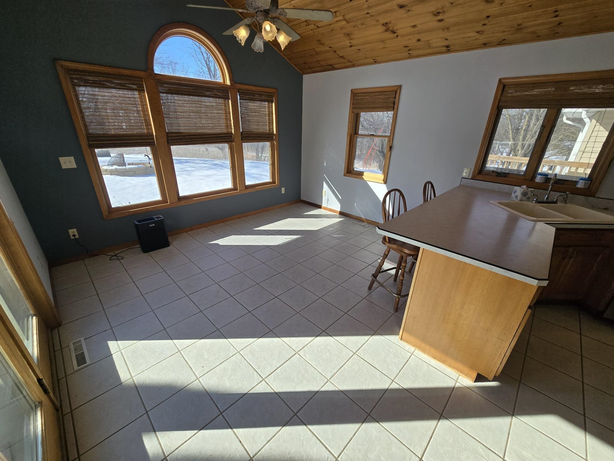 10305 Village Gratiot, WI 53541 - Photo 18 of 46