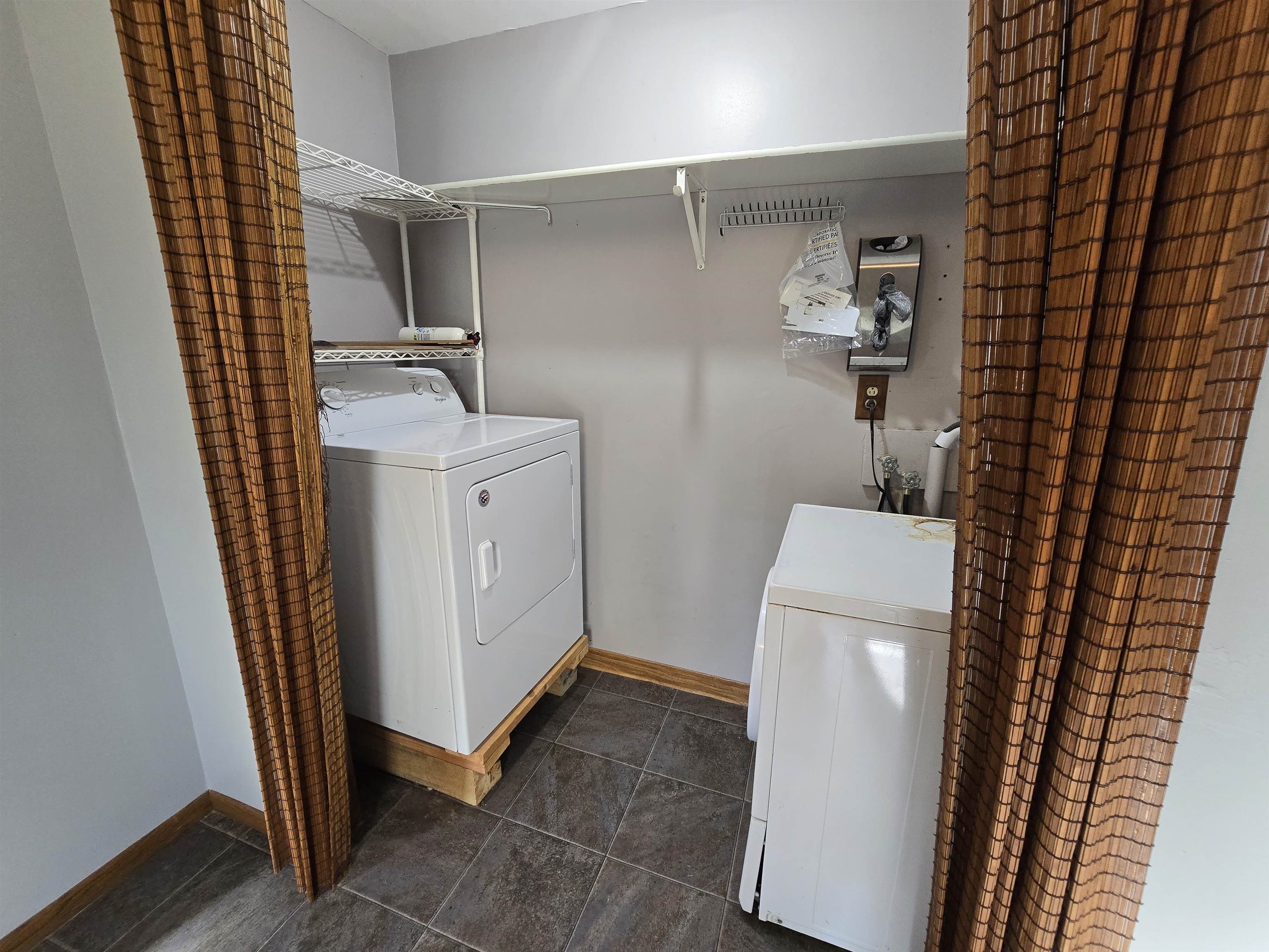 10305 Village Gratiot, WI 53541 - Photo 26 of 46