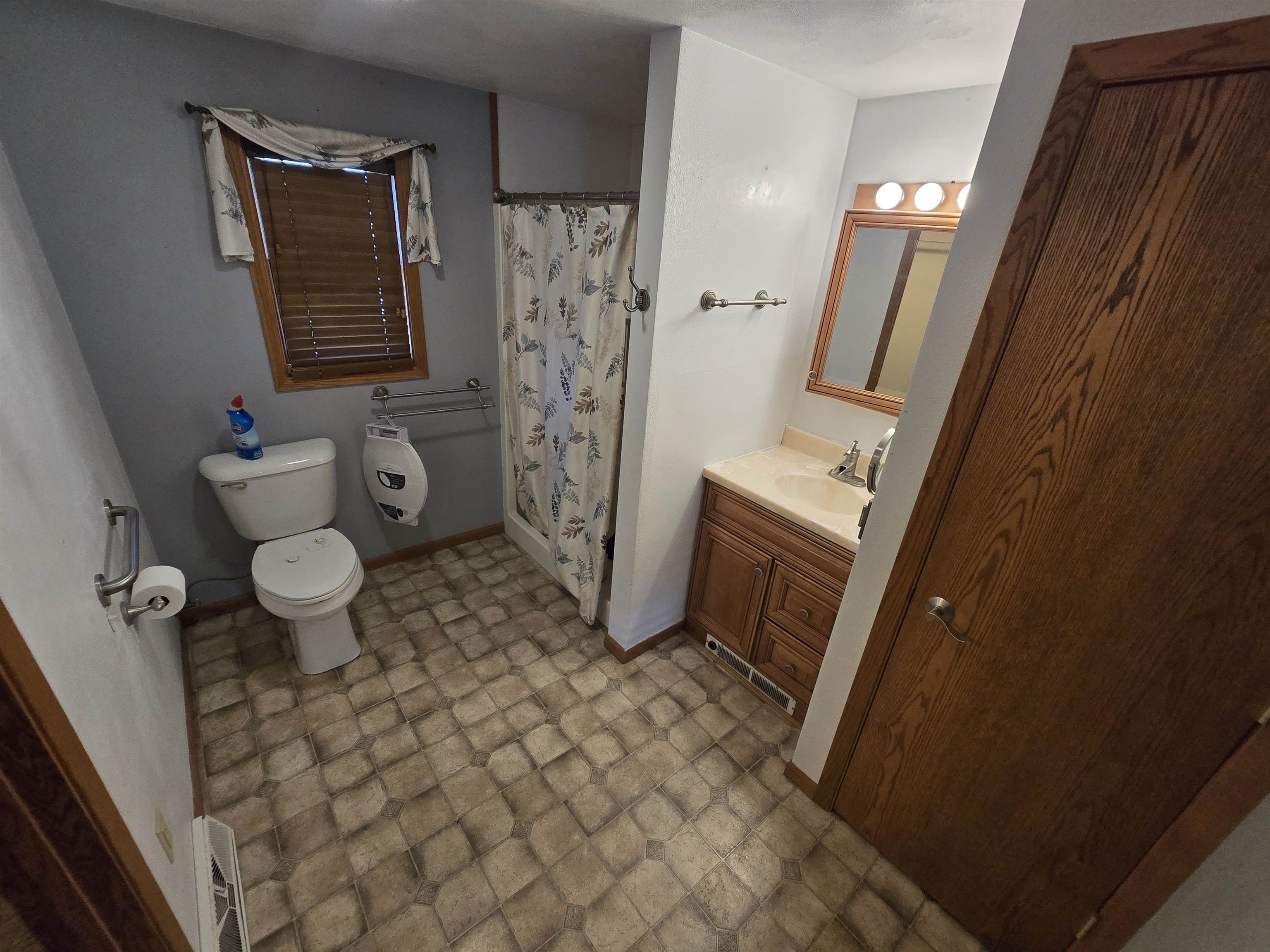 10305 Village Gratiot, WI 53541 - Photo 29 of 46