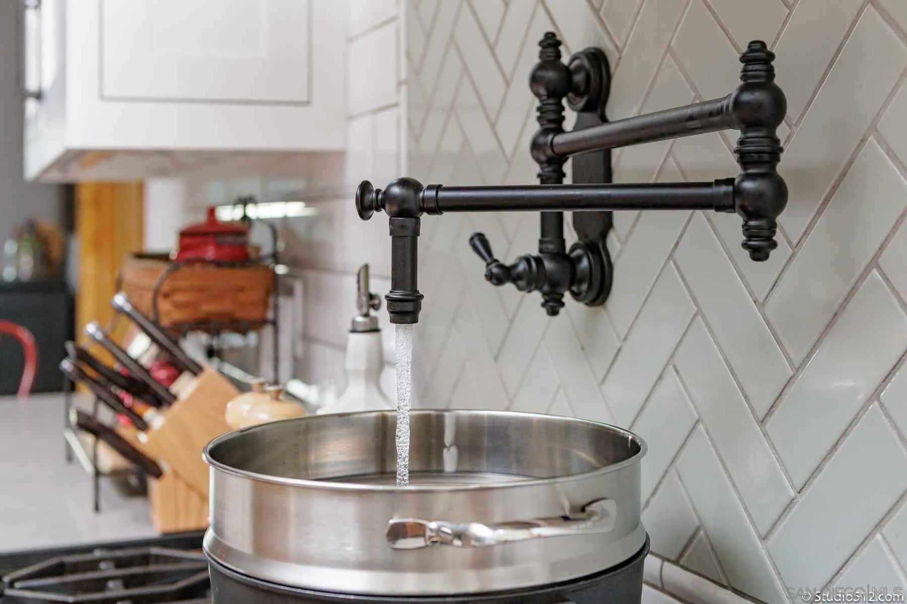 3208 Eagle Peak Road Julian, CA 92036 - Photo 36 of 65 a view of a sink