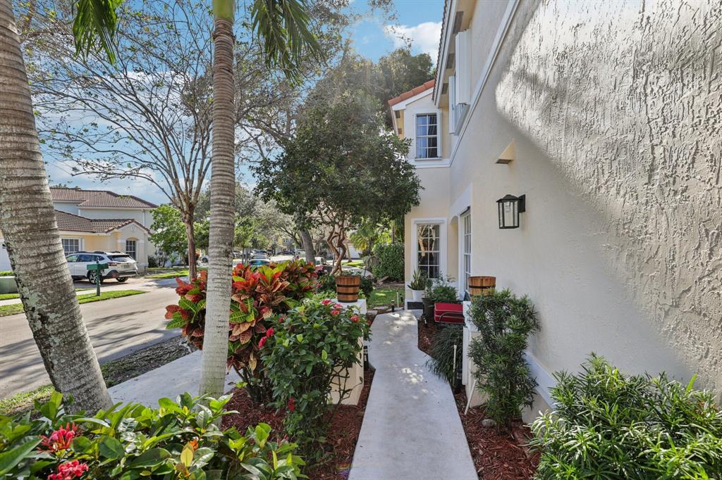 972 Azure Lane Weston, FL 33326 - Photo 52 of 61