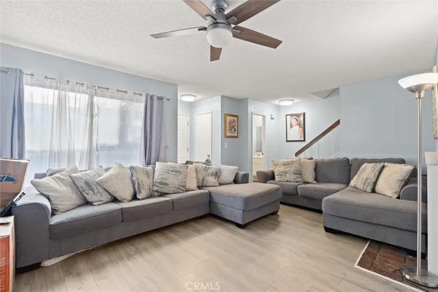 $469,000 | 1929 Glenoaks Boulevard, Unit 122, San Fernando, CA 91340