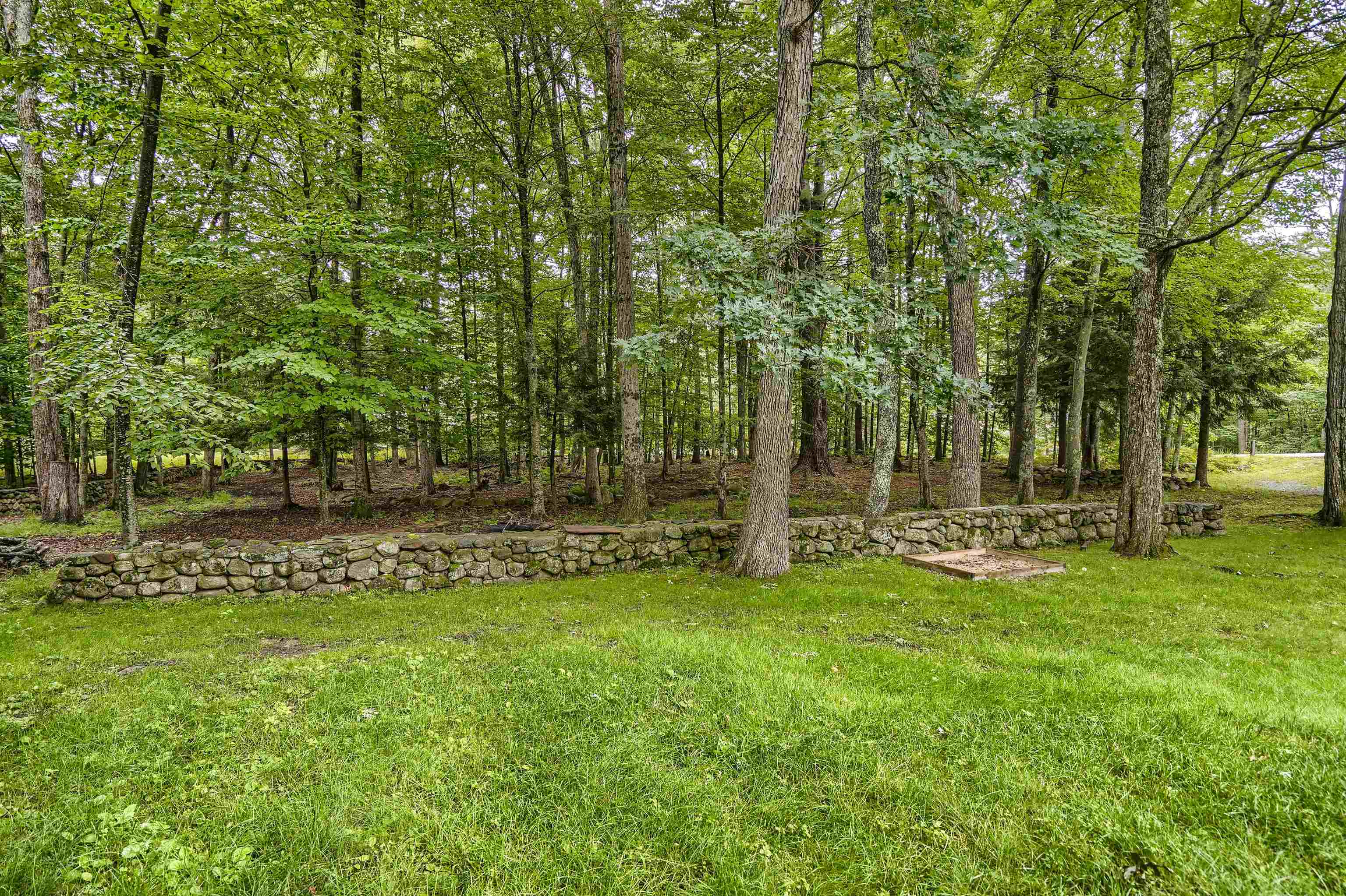 91 Robinson Road Bow, NH 03304 - Photo 38 of 39