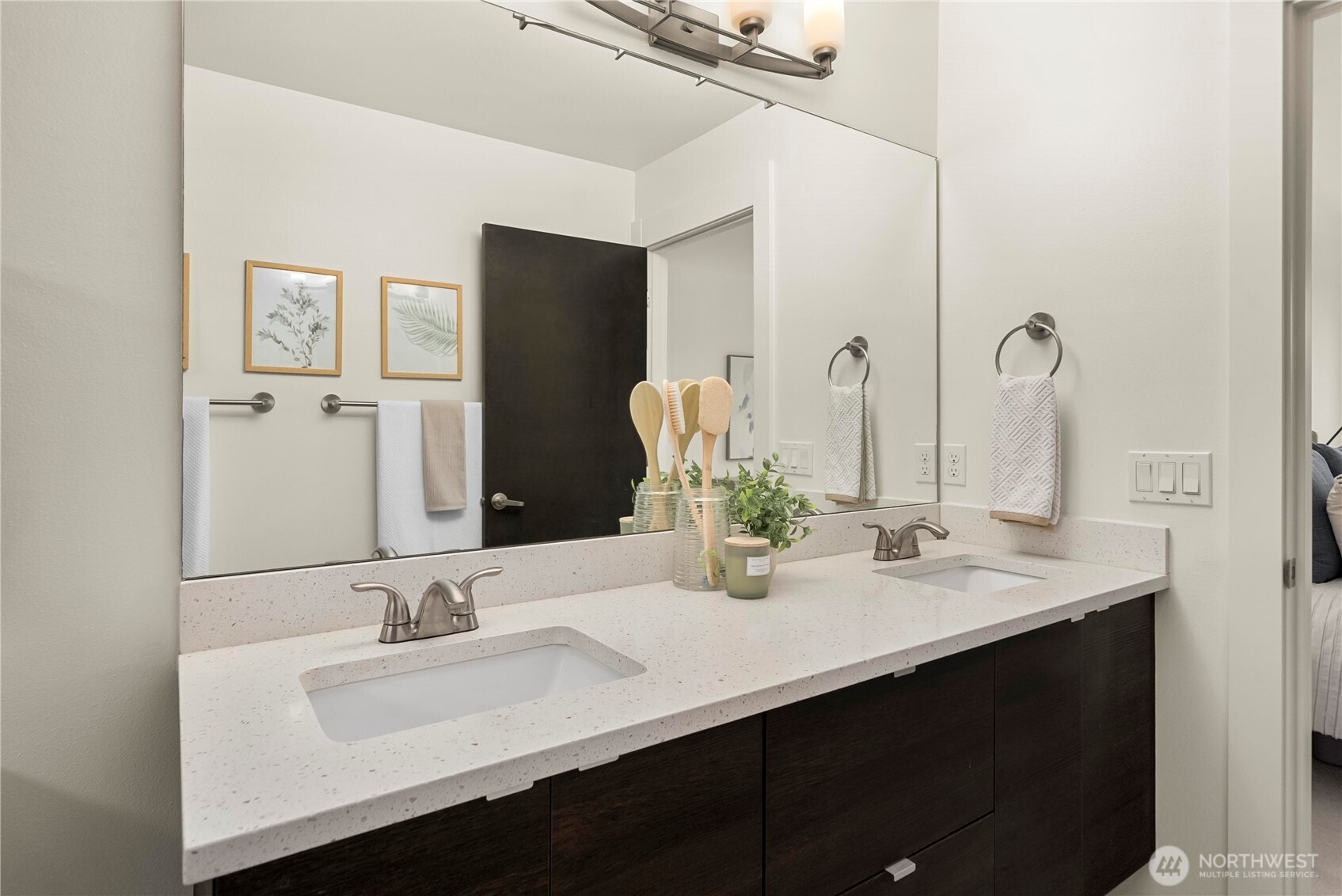 3951 Southwest Oregon Street Seattle, WA 98116 - Photo 24 of 33