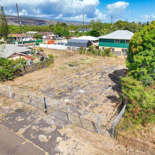 Elepaio Road Kekaha, HI 96752 - Photo 3 of 12 a view of a city