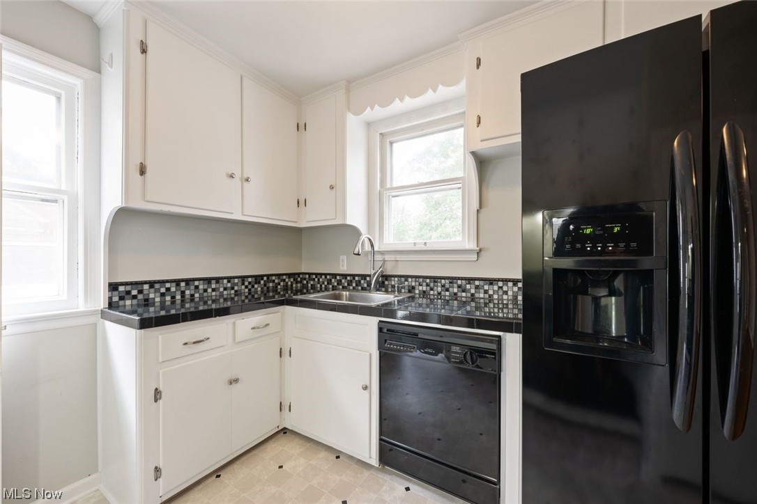 1316 Belrose Road Cleveland, OH 44124 - Photo 11 of 35 Gallery Image 11