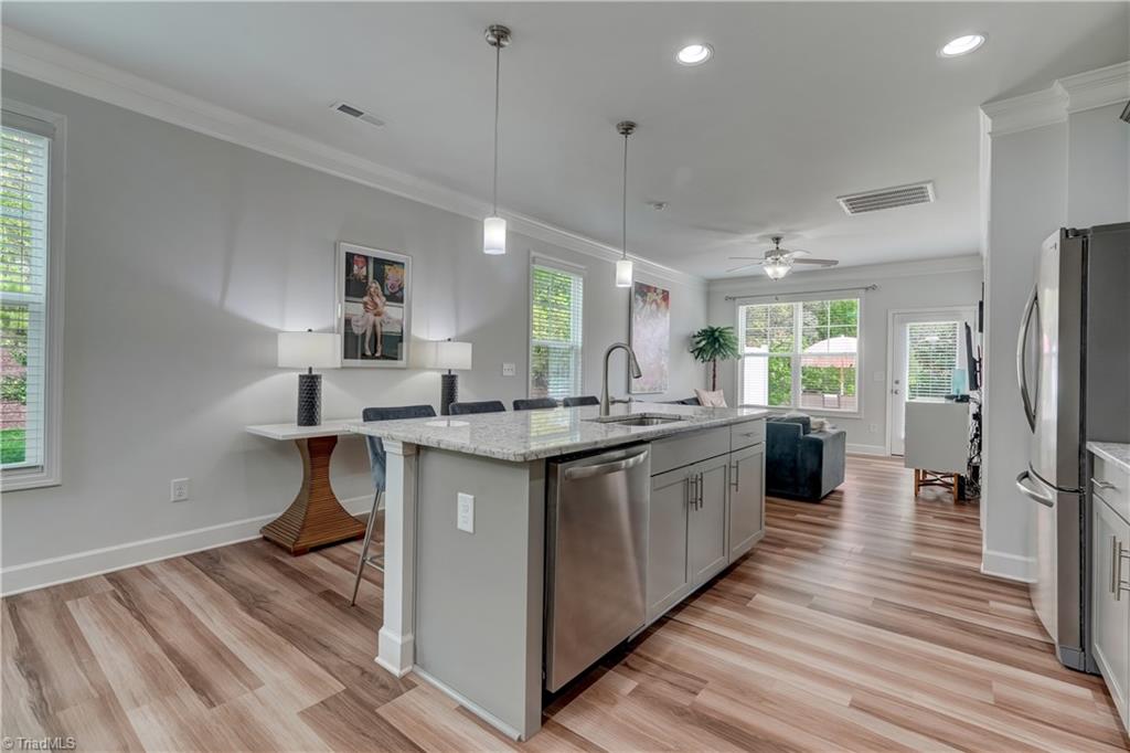 701 Riley Lane Greensboro, NC 27455 - Photo 12 of 32 Gallery Image 12