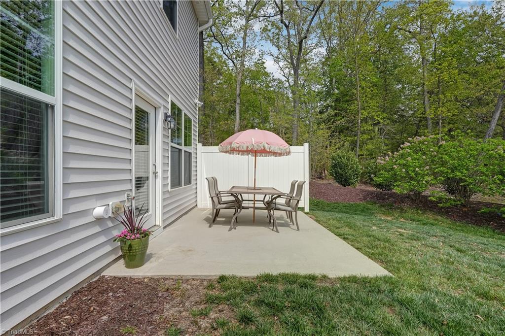 701 Riley Lane Greensboro, NC 27455 - Photo 13 of 32 Gallery Image 13