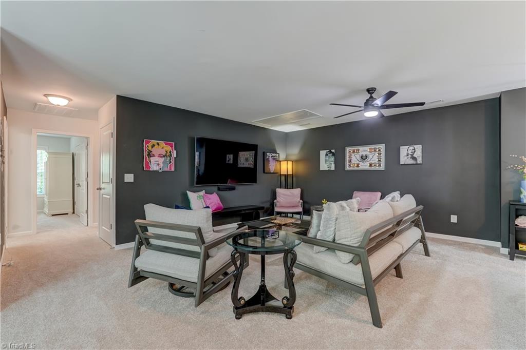 701 Riley Lane Greensboro, NC 27455 - Photo 18 of 32 Gallery Image 18
