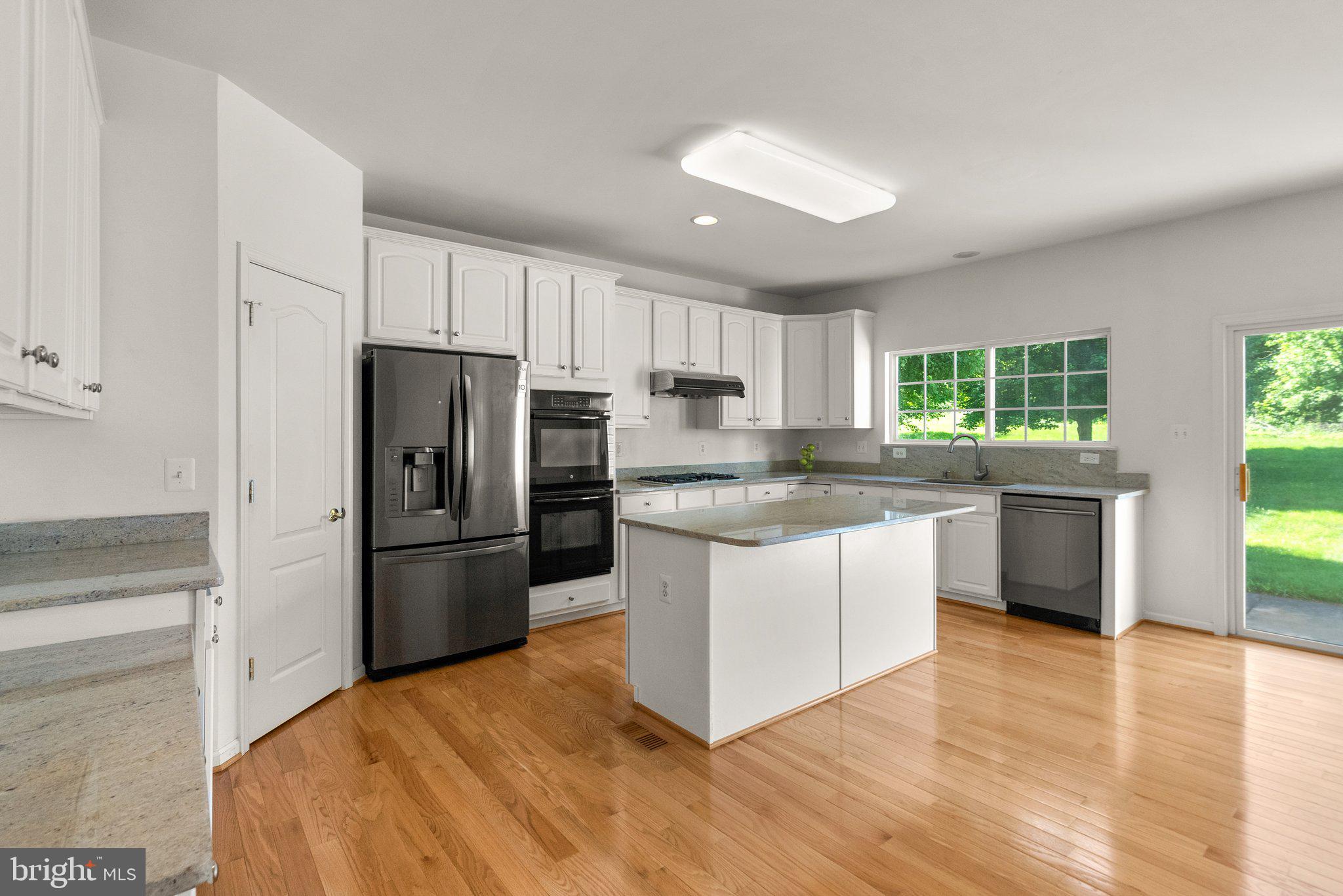 14406 Autumn Gold Road Boyds, MD 20841 - Photo 14 of 65