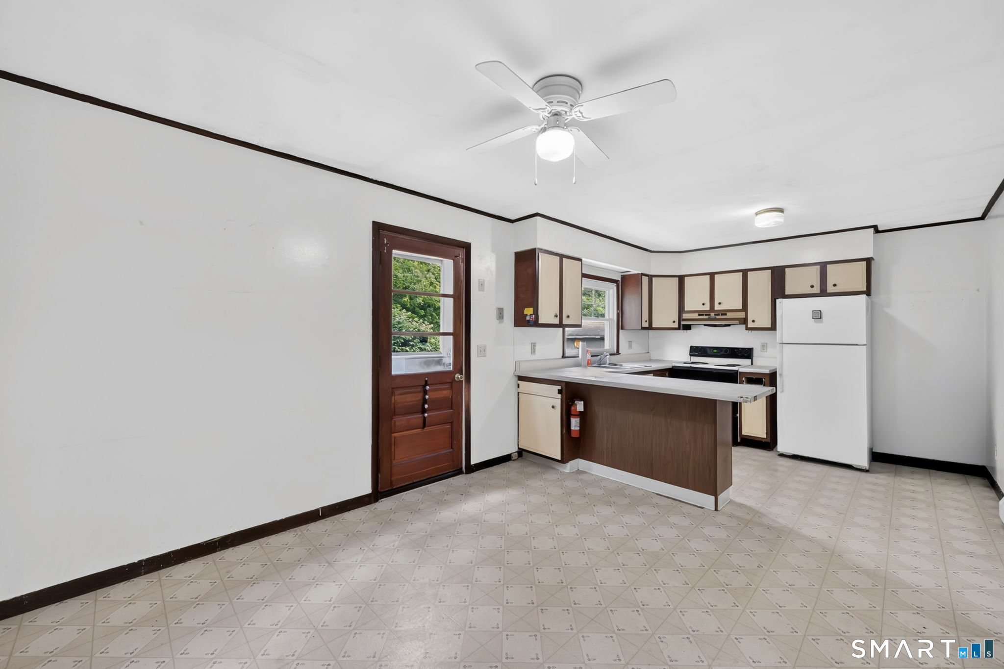 64 Hoffman Road Ellington, CT 06029 - Photo 16 of 35