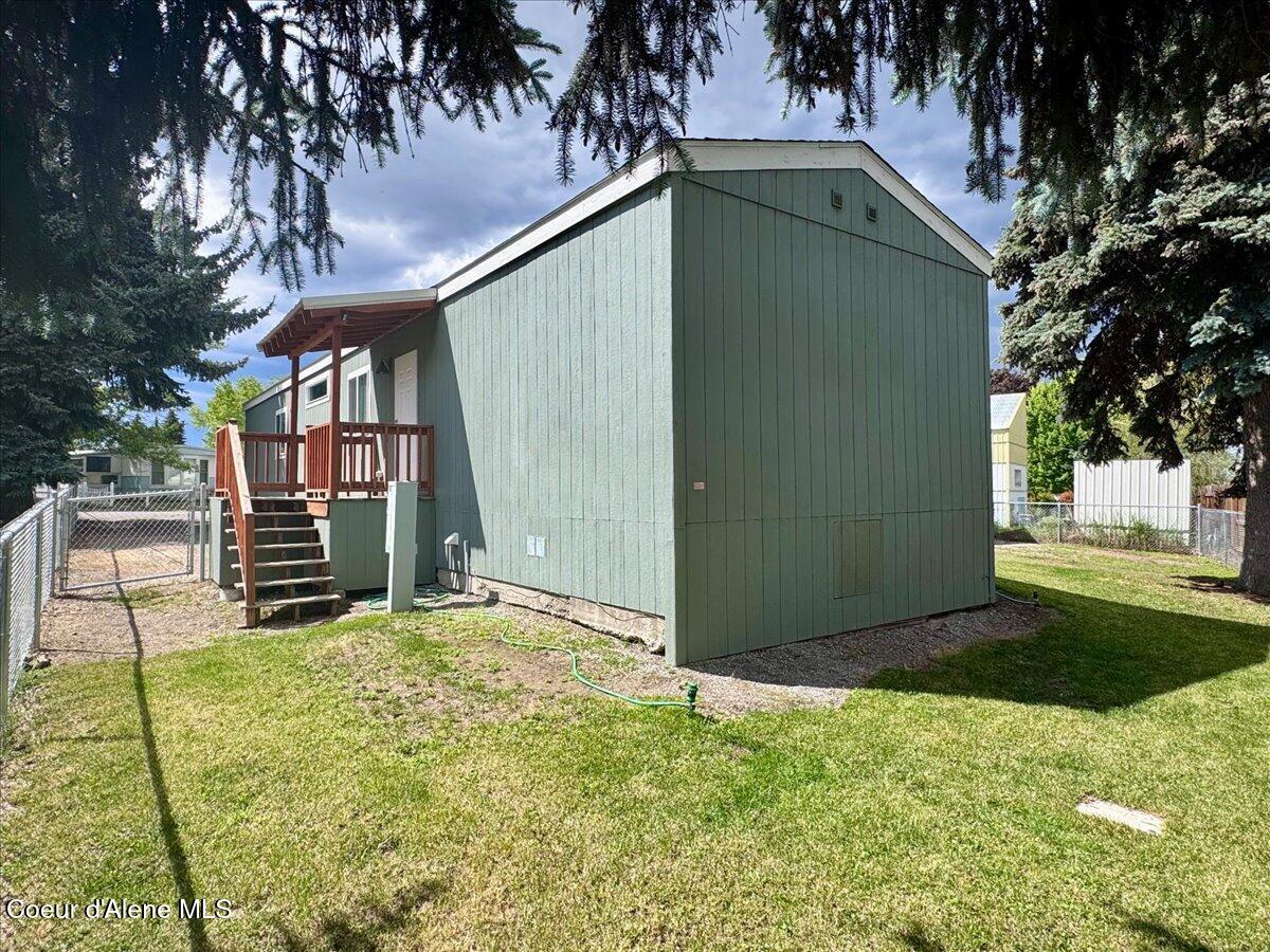 8747 North Starr Loop Hayden, ID 83835 - Photo 27 of 33 28-IMG_9482 2