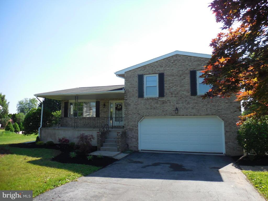 1926 South Forge Road Palmyra, PA 17078 - Photo 2 of 27 Gallery Image 2