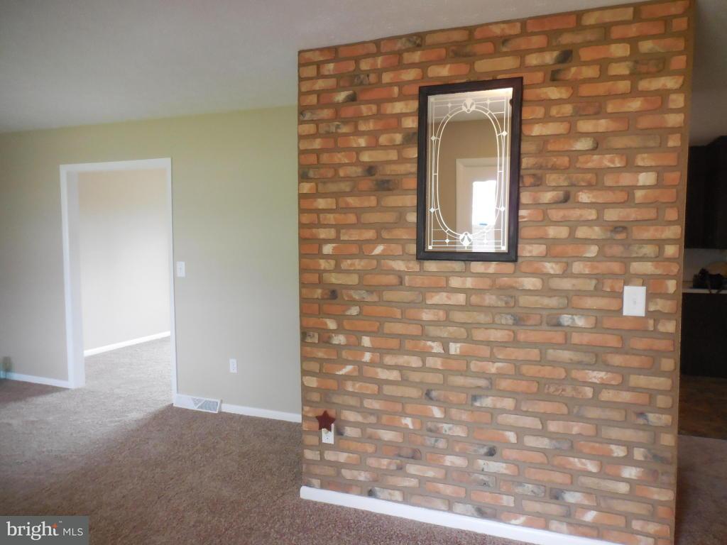 1926 South Forge Road Palmyra, PA 17078 - Photo 6 of 27 Gallery Image 6