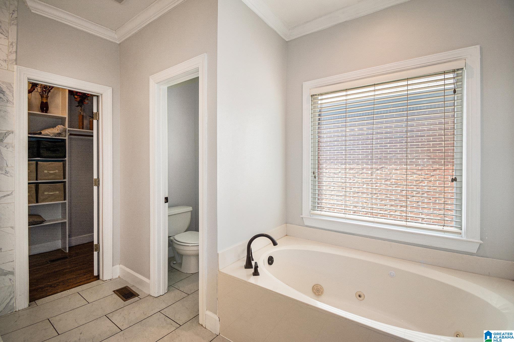 832 Meadow Ridge Lane Birmingham, AL 35242 - Photo 15 of 36