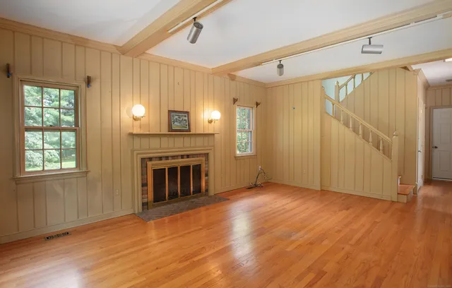 $1,875,000 | 873 North Salem Road, Ridgefield, CT 06877