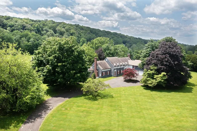 $1,875,000 | 873 North Salem Road, Ridgefield, CT 06877