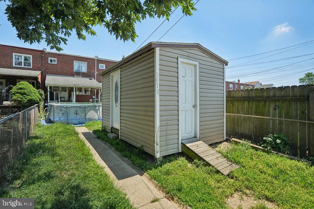 1918 Church Road Baltimore, MD 21222 - Photo 28 of 29 a front view of a house with garden