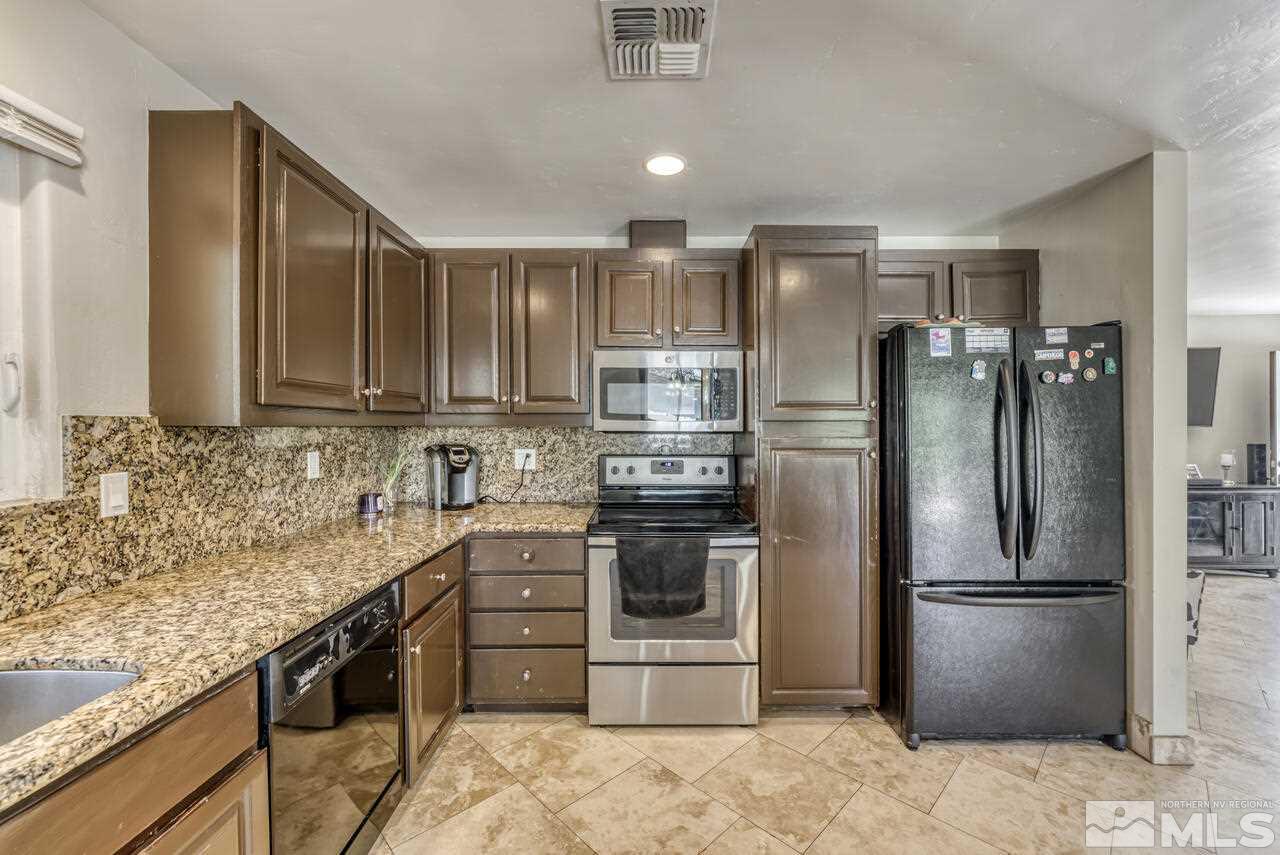 615 Wellington Way Reno, NV 89506 - Photo 11 of 26 Photo 11