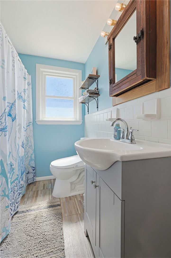 18 Adelaide Avenue Smithfield, RI 02917 - Photo 18 of 23