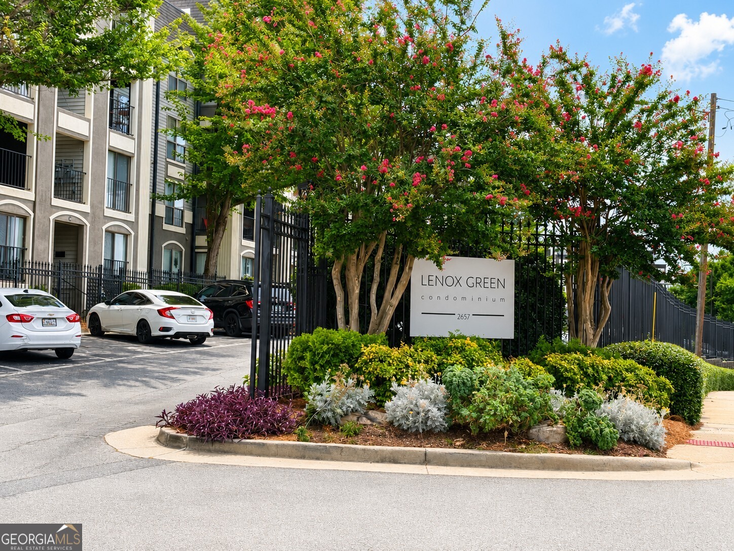 2657 Lenox Road Northeast, Unit 181 Atlanta, GA 30324 - Photo 8 of 15 Gallery Image 8