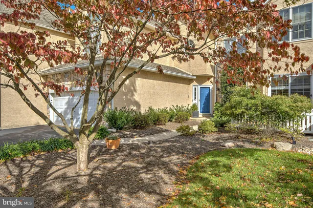 $780,000 | 145 Sawgrass Drive, Blue Bell, PA 19422